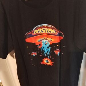 Mens large black t shirt